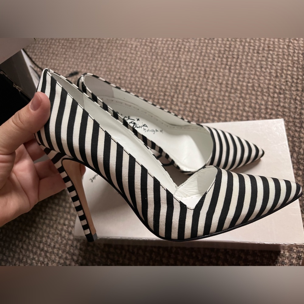 NEW Alice and Olivia by Stacey Bendet heels size 38